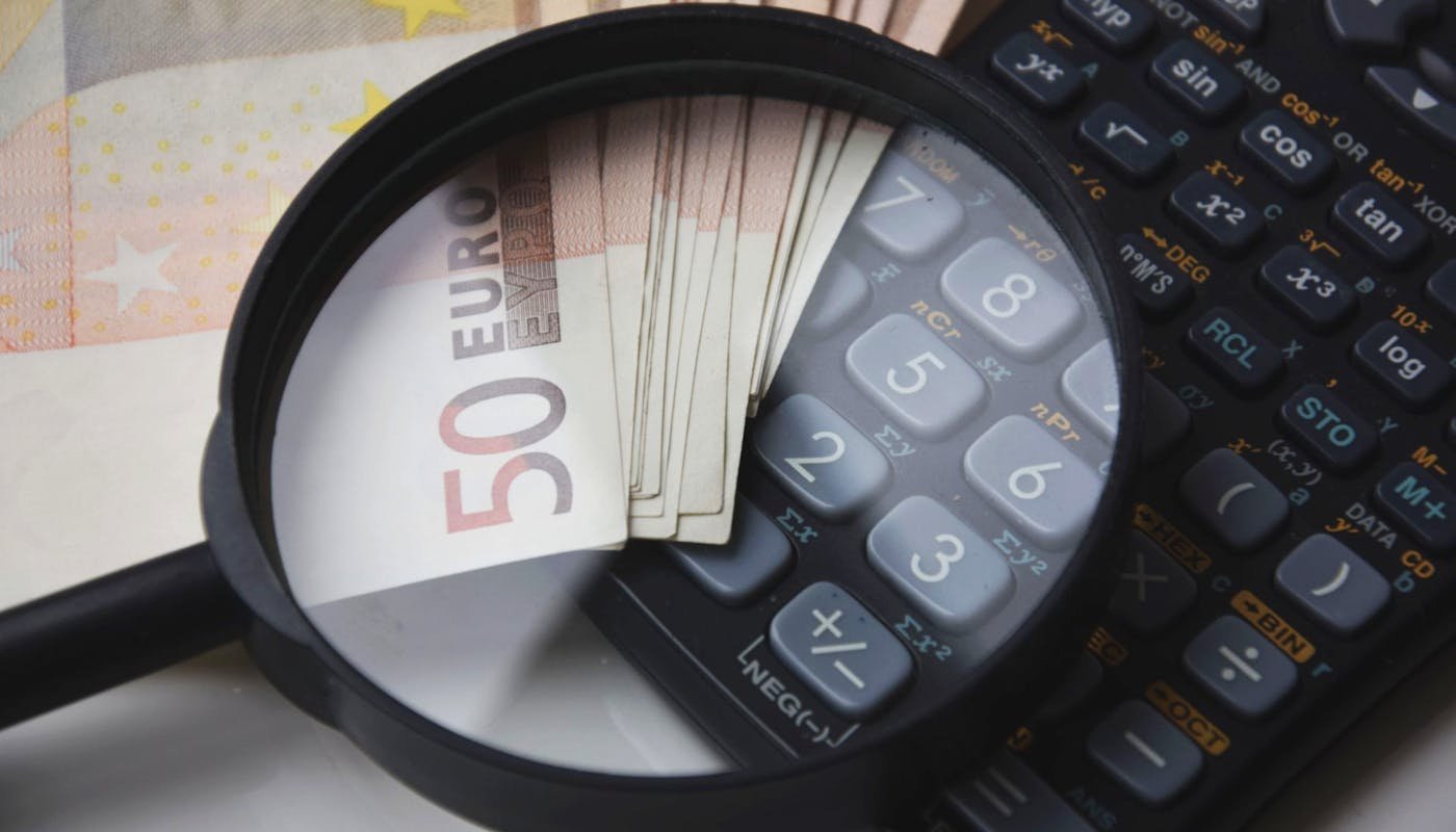 Quanto Investir em Ads para o Seu Stand Automóvel: Tabela Por Tamanho de Stand (2026)