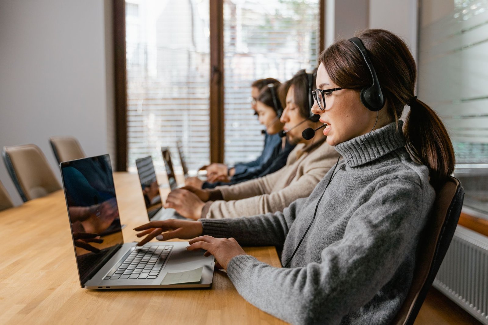 Dashboard de CRM para stand automóvel — gestão de leads e clientes